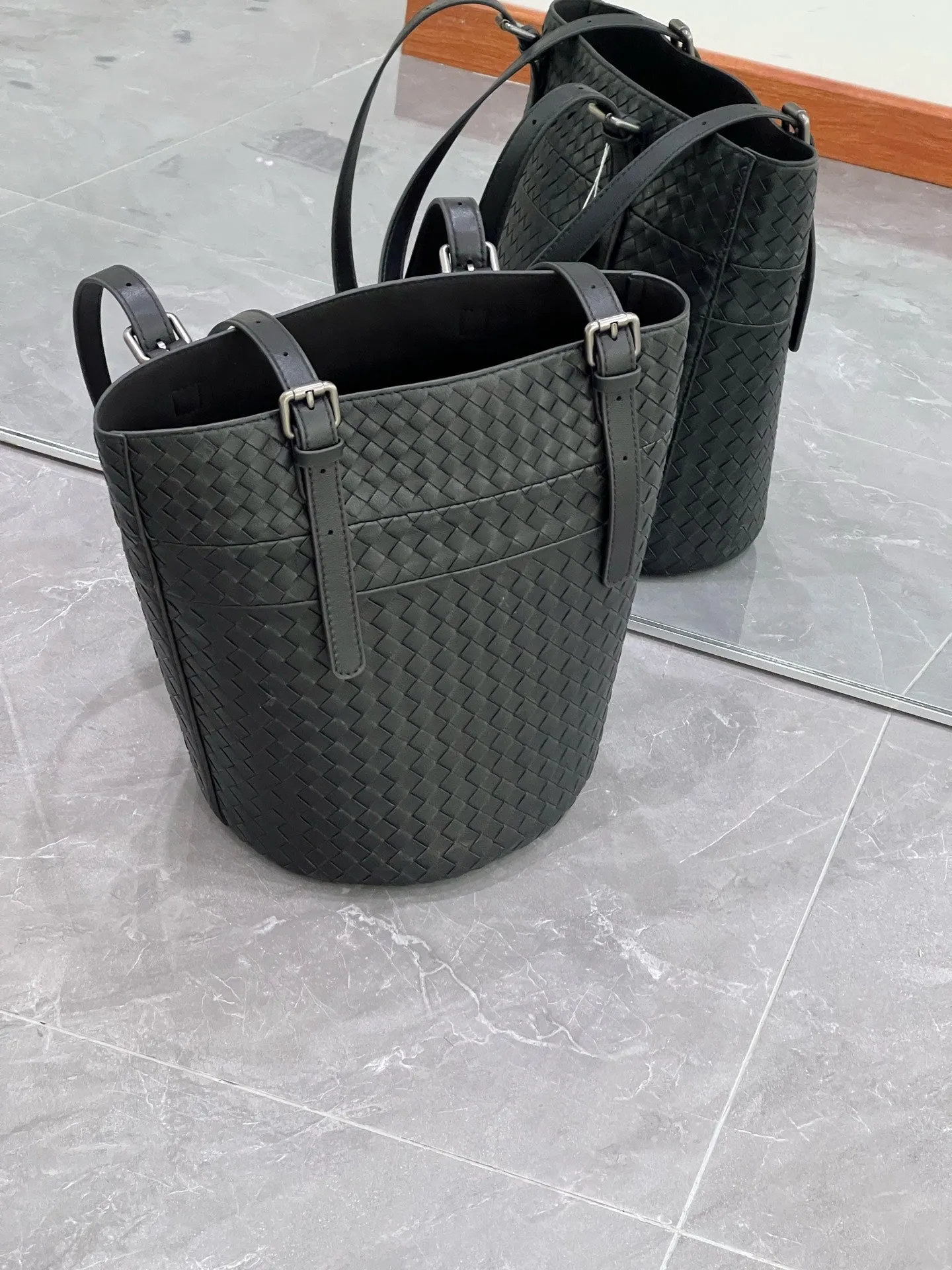 Artisan Sheepskin Bucket Shoulder Bag, Handcrafted Colour-block Weave Bag, Woven Leather Bag | Elegant Wedding Gift