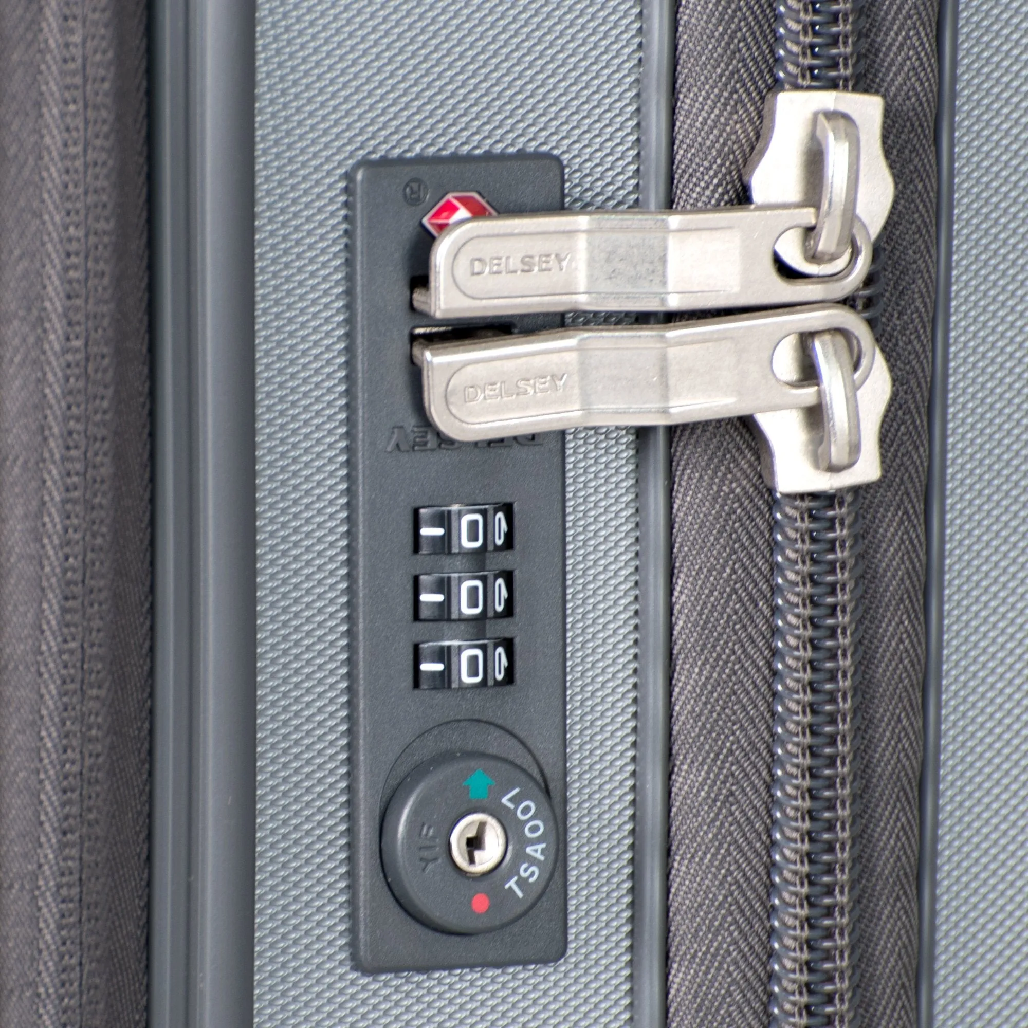 DELSEY Paris Helium Shadow 3.0 21" 4-Wheel Carry-On Luggage
