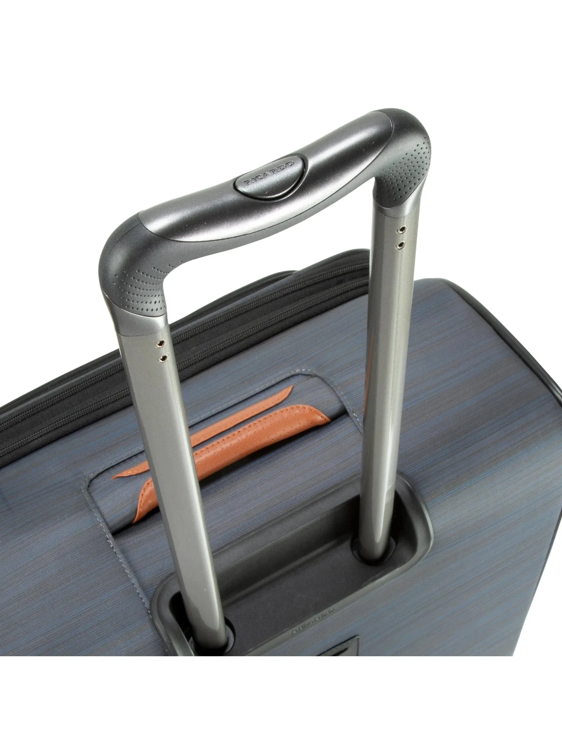 Montecito 2.0 Softside Spinner Large Check-In 30"