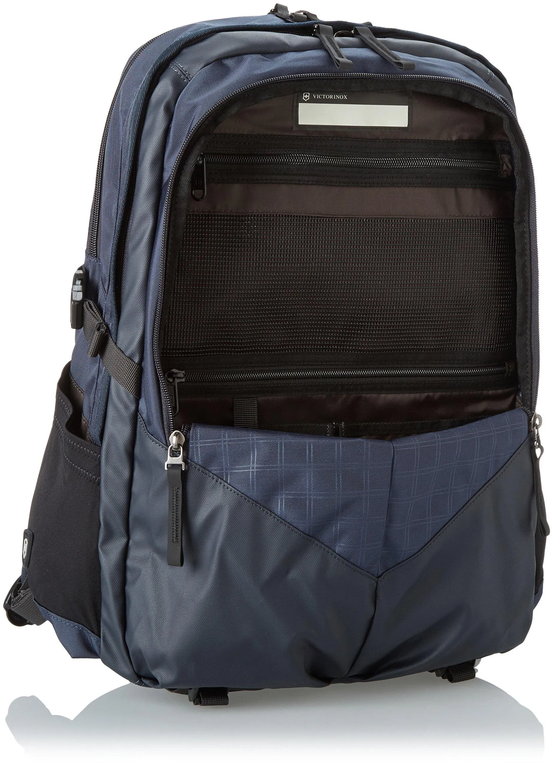 Victorinox Altmont 3.0 Deluxe Laptop Backpack